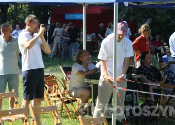 Rodzinne spotkanie chrześcijańskie w Krotoszynie. Park Miejski wypełniły modlitwa, muzyka i świadectwa