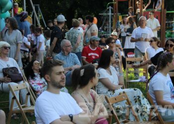Rodzinne spotkanie chrześcijańskie w Krotoszynie. Park Miejski wypełniły modlitwa, muzyka i świadectwa