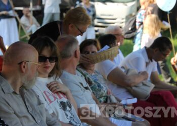 Rodzinne spotkanie chrześcijańskie w Krotoszynie. Park Miejski wypełniły modlitwa, muzyka i świadectwa