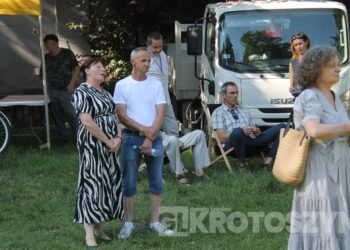 Rodzinne spotkanie chrześcijańskie w Krotoszynie. Park Miejski wypełniły modlitwa, muzyka i świadectwa