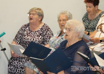 Herbaciany Zakątek zakończył projekt. Były podziękowania, wystawa i seans filmowy