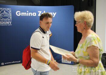 Herbaciany Zakątek zakończył projekt. Były podziękowania, wystawa i seans filmowy