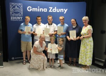 Herbaciany Zakątek zakończył projekt. Były podziękowania, wystawa i seans filmowy