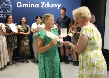 Herbaciany Zakątek zakończył projekt. Były podziękowania, wystawa i seans filmowy