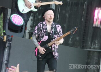 Mocne brzmienia i widowiskowy spektakl na Błoniach. No Longer Music zagrał w Krotoszynie