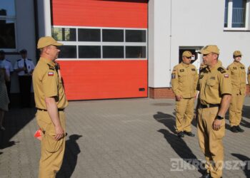 Legendarny strażak zakończył służbę. Asp. sztab. Dariusz Rybka po 38 latach przeszedł na emeryturę