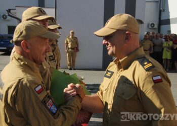 Legendarny strażak zakończył służbę. Asp. sztab. Dariusz Rybka po 38 latach przeszedł na emeryturę