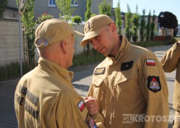 Legendarny strażak zakończył służbę. Asp. sztab. Dariusz Rybka po 38 latach przeszedł na emeryturę