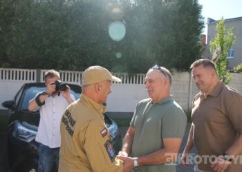 Legendarny strażak zakończył służbę. Asp. sztab. Dariusz Rybka po 38 latach przeszedł na emeryturę
