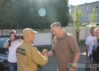 Legendarny strażak zakończył służbę. Asp. sztab. Dariusz Rybka po 38 latach przeszedł na emeryturę