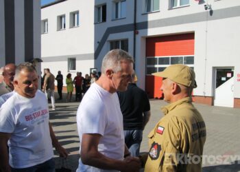 Legendarny strażak zakończył służbę. Asp. sztab. Dariusz Rybka po 38 latach przeszedł na emeryturę
