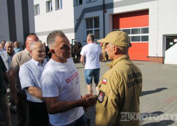Legendarny strażak zakończył służbę. Asp. sztab. Dariusz Rybka po 38 latach przeszedł na emeryturę