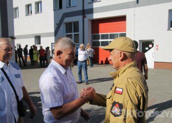 Legendarny strażak zakończył służbę. Asp. sztab. Dariusz Rybka po 38 latach przeszedł na emeryturę