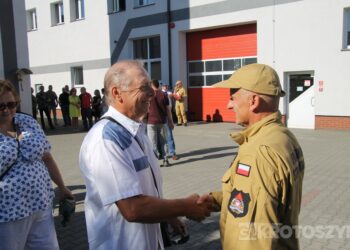 Legendarny strażak zakończył służbę. Asp. sztab. Dariusz Rybka po 38 latach przeszedł na emeryturę