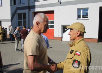 Legendarny strażak zakończył służbę. Asp. sztab. Dariusz Rybka po 38 latach przeszedł na emeryturę