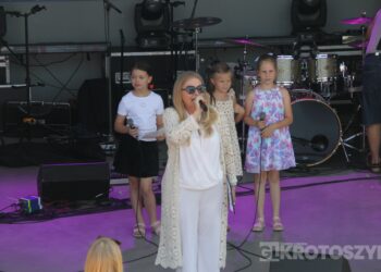 Łojciec&Syn oraz Carla Fernandes zawładnęli sceną podczas pierwszego z Dni Zdun