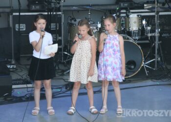 Łojciec&Syn oraz Carla Fernandes zawładnęli sceną podczas pierwszego z Dni Zdun