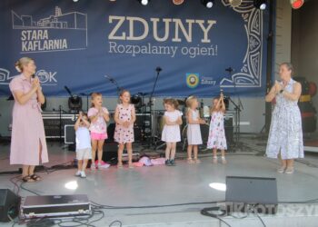 Łojciec&Syn oraz Carla Fernandes zawładnęli sceną podczas pierwszego z Dni Zdun