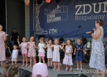 Łojciec&Syn oraz Carla Fernandes zawładnęli sceną podczas pierwszego z Dni Zdun