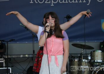 Łojciec&Syn oraz Carla Fernandes zawładnęli sceną podczas pierwszego z Dni Zdun