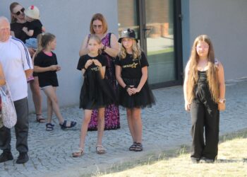 Łojciec&Syn oraz Carla Fernandes zawładnęli sceną podczas pierwszego z Dni Zdun