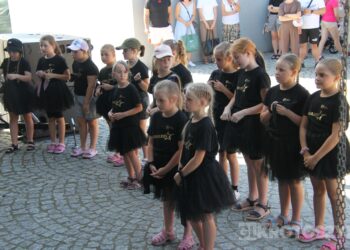 Łojciec&Syn oraz Carla Fernandes zawładnęli sceną podczas pierwszego z Dni Zdun