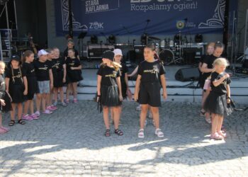 Łojciec&Syn oraz Carla Fernandes zawładnęli sceną podczas pierwszego z Dni Zdun