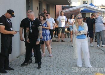 Łojciec&Syn oraz Carla Fernandes zawładnęli sceną podczas pierwszego z Dni Zdun