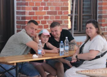 Łojciec&Syn oraz Carla Fernandes zawładnęli sceną podczas pierwszego z Dni Zdun
