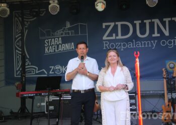 Łojciec&Syn oraz Carla Fernandes zawładnęli sceną podczas pierwszego z Dni Zdun