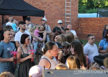 Łojciec&Syn oraz Carla Fernandes zawładnęli sceną podczas pierwszego z Dni Zdun