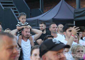 Łojciec&Syn oraz Carla Fernandes zawładnęli sceną podczas pierwszego z Dni Zdun