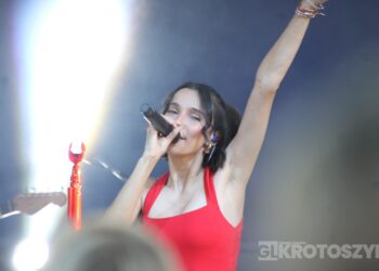 Łojciec&Syn oraz Carla Fernandes zawładnęli sceną podczas pierwszego z Dni Zdun
