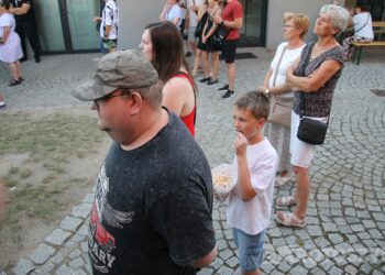 Łojciec&Syn oraz Carla Fernandes zawładnęli sceną podczas pierwszego z Dni Zdun