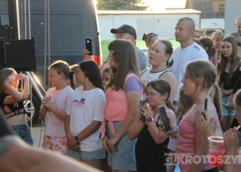 Łojciec&Syn oraz Carla Fernandes zawładnęli sceną podczas pierwszego z Dni Zdun