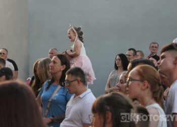 Łojciec&Syn oraz Carla Fernandes zawładnęli sceną podczas pierwszego z Dni Zdun