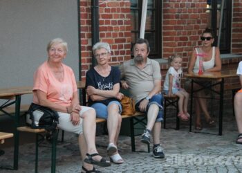 Łojciec&Syn oraz Carla Fernandes zawładnęli sceną podczas pierwszego z Dni Zdun