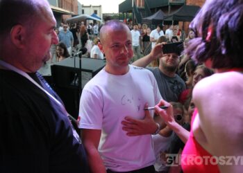 Łojciec&Syn oraz Carla Fernandes zawładnęli sceną podczas pierwszego z Dni Zdun