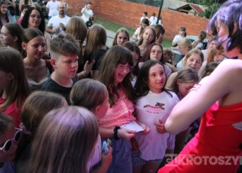 Łojciec&Syn oraz Carla Fernandes zawładnęli sceną podczas pierwszego z Dni Zdun