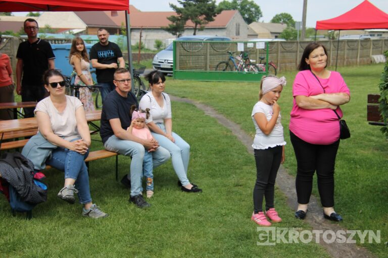 Rodzinnie i na sportowo. Festyn w Lutogniewie przyciągnął tłumy mieszkańców