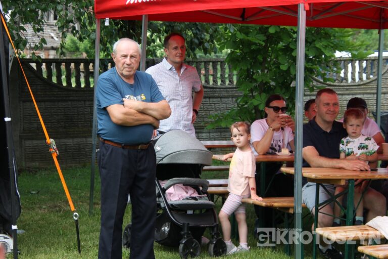 Rodzinnie i na sportowo. Festyn w Lutogniewie przyciągnął tłumy mieszkańców