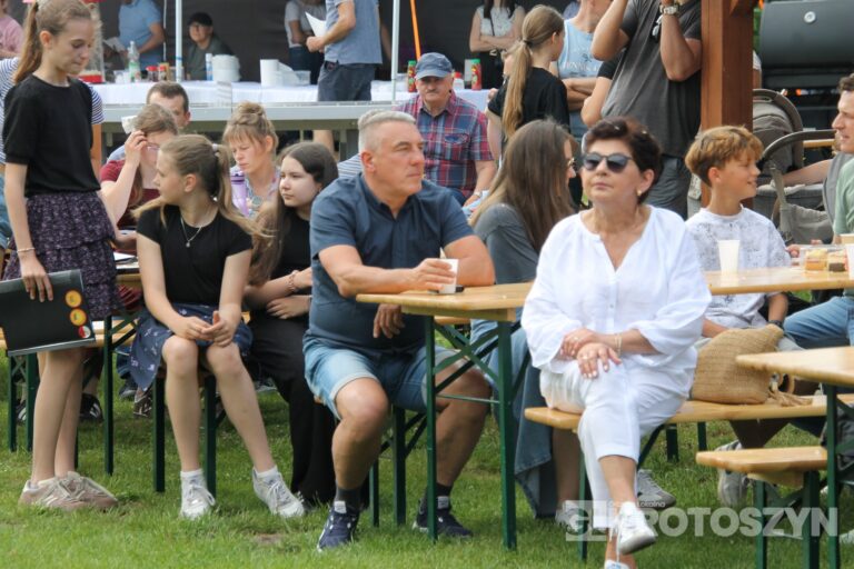 Rodzinnie i na sportowo. Festyn w Lutogniewie przyciągnął tłumy mieszkańców