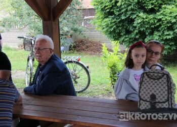 Rodzinnie i na sportowo. Festyn w Lutogniewie przyciągnął tłumy mieszkańców