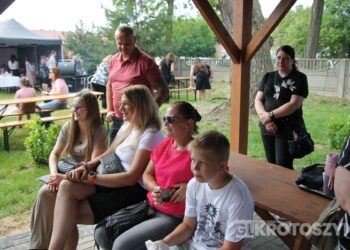 Rodzinnie i na sportowo. Festyn w Lutogniewie przyciągnął tłumy mieszkańców