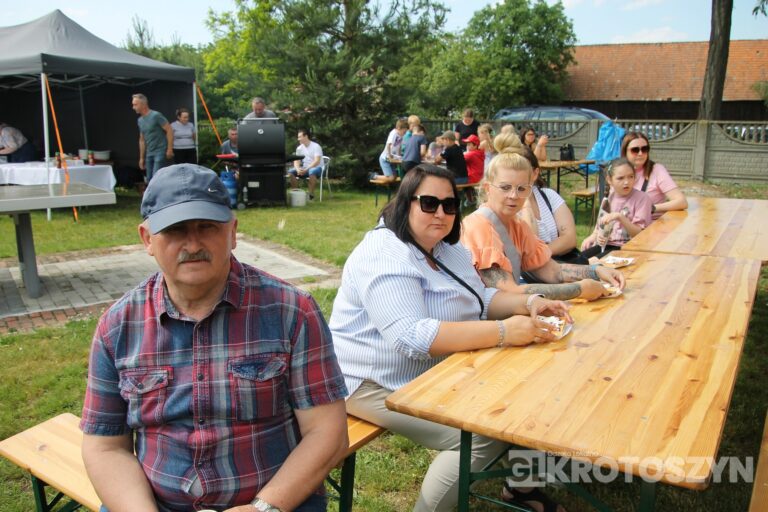 Rodzinnie i na sportowo. Festyn w Lutogniewie przyciągnął tłumy mieszkańców