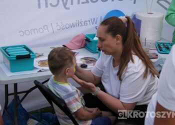 Rodzinnie i na sportowo. Festyn w Lutogniewie przyciągnął tłumy mieszkańców