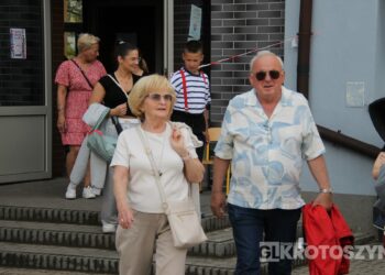 Podróż dookoła świata w „Ósemce”. Festyn szkolny pełen atrakcji