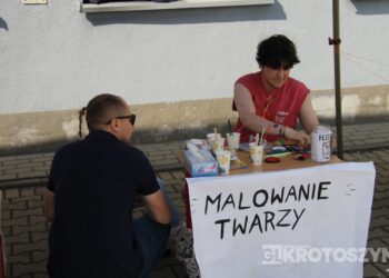 Podróż dookoła świata w „Ósemce”. Festyn szkolny pełen atrakcji