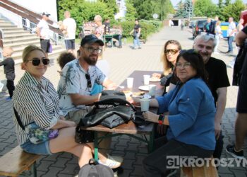 Podróż dookoła świata w „Ósemce”. Festyn szkolny pełen atrakcji