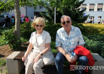 Podróż dookoła świata w „Ósemce”. Festyn szkolny pełen atrakcji